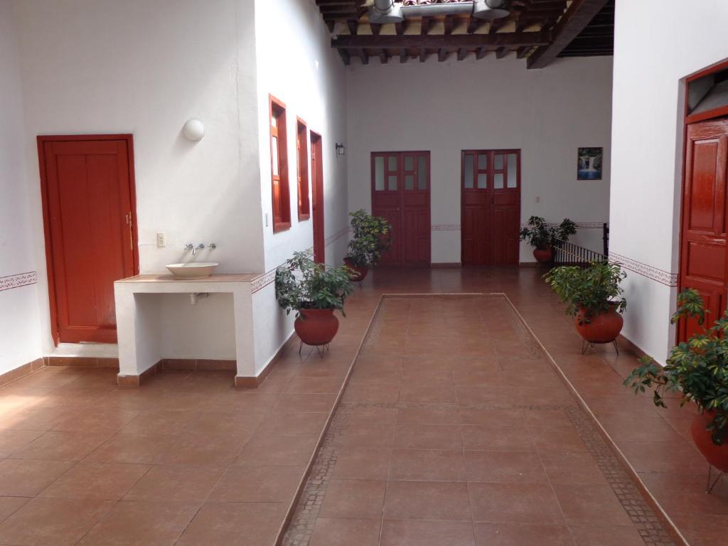 Posada De San Agustin Пацкуаро Экстерьер фото